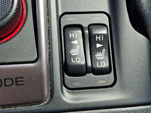 Used 2023 Subaru Forester Premium AWD/4WD image 26