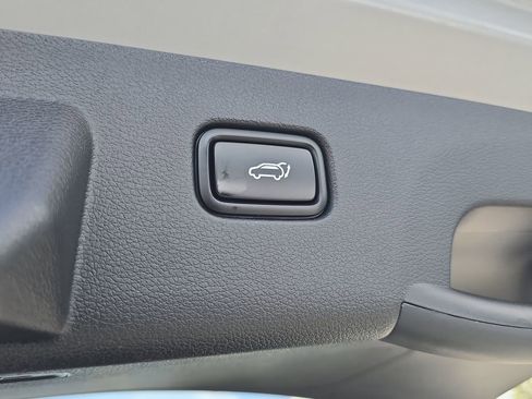 New 2026 Kia Sportage EX FWD image 11