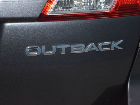 Used 2014 Subaru Outback 2.5i Limited w/ Moonroof Package image 31