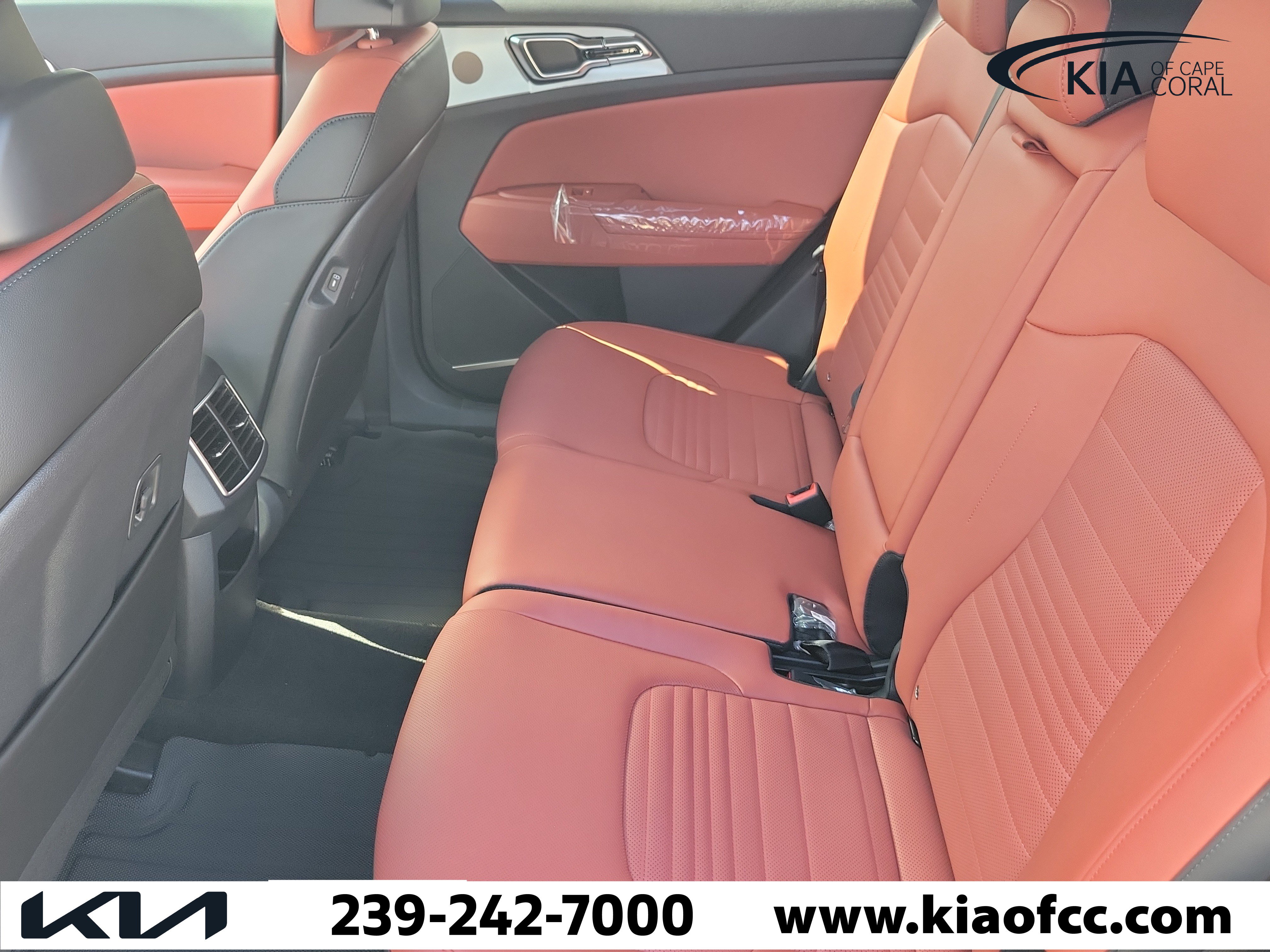 New 2026 Kia Sportage SX FWD image 13