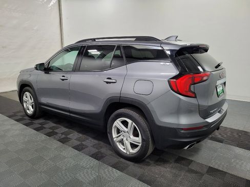 Used 2018 GMC Terrain SLE w/ Driver Convenience Package image 3