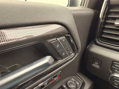 Used 2024 GMC Sierra 1500 AT4 w/ Technology Package image 23