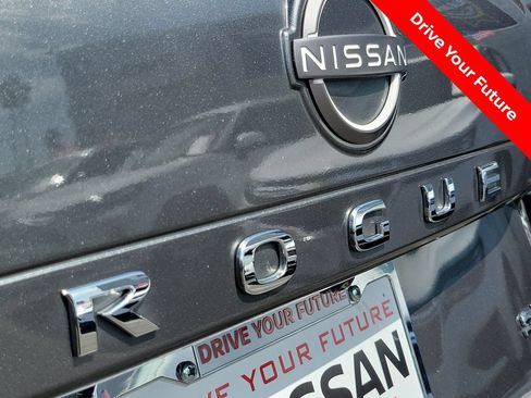 Certified 2023 Nissan Rogue SL w/ SL Premium Package FWD image 26