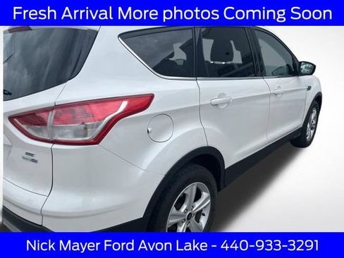 Used 2016 Ford Escape SE w/ Equipment Group 201A AWD/4WD image 6