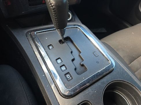 Used 2012 Dodge Challenger SXT image 22