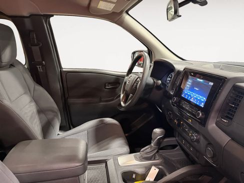 Used 2024 Nissan Frontier S w/ Technology Package AWD/4WD image 16