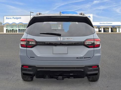 New 2026 Honda Pilot Black Edition image 5