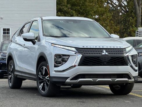Used 2024 Mitsubishi Eclipse Cross SE image 4