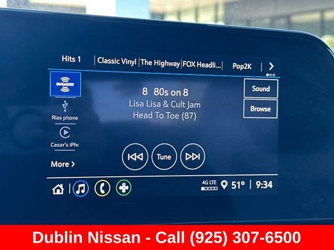 Used 2025 Chevrolet Trax RS FWD image 27