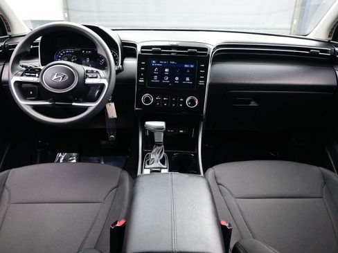 Used 2023 Hyundai Tucson SE image 15