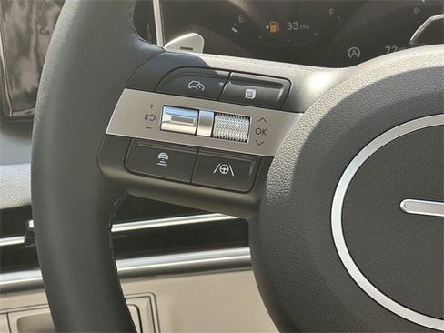 New 2025 Hyundai Tucson Limited image 24