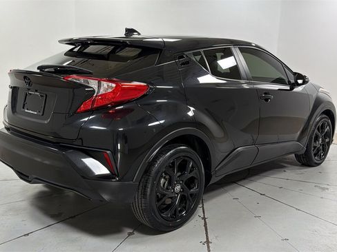 Used 2021 Toyota C-HR Nightshade image 5