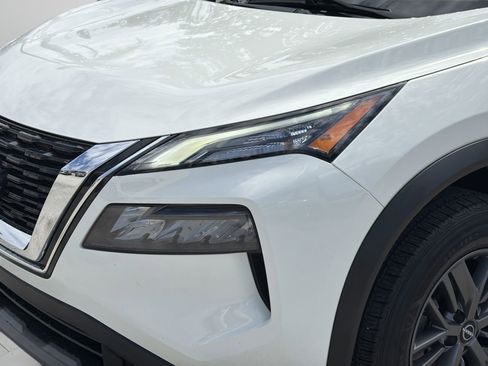 Used 2022 Nissan Rogue S FWD image 6