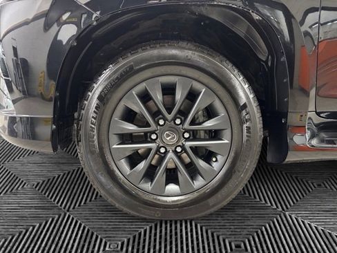 Used 2023 Lexus GX 460 Premium image 31