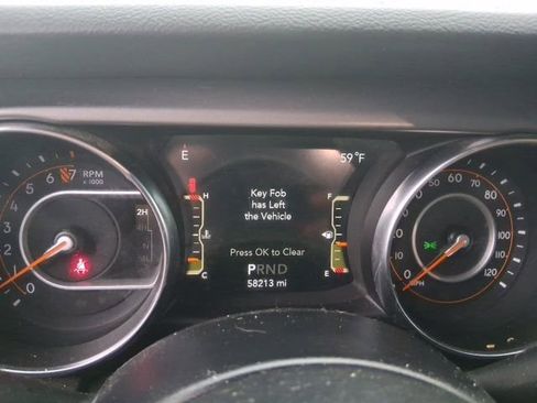 Used 2022 Jeep Wrangler Sport image 6