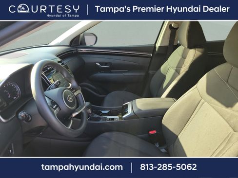 Certified 2023 Hyundai Tucson SE image 11