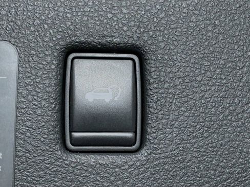 Used 2019 INFINITI QX50 Luxe w/ Navigation Package image 32