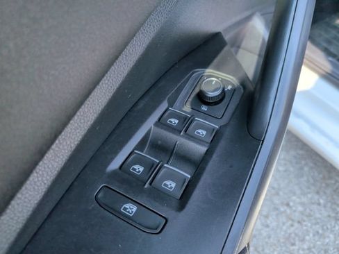 Used 2024 Volkswagen Jetta S FWD image 7