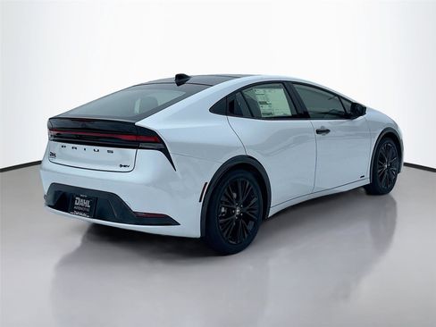 New 2026 Toyota Prius AWD image 7