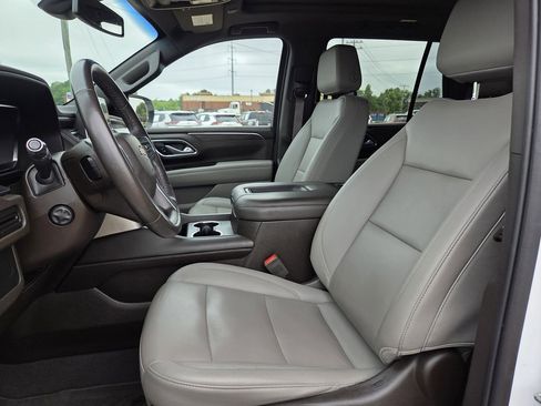 Used 2022 Chevrolet Tahoe LT w/ LT Signature Plus Package RWD image 16