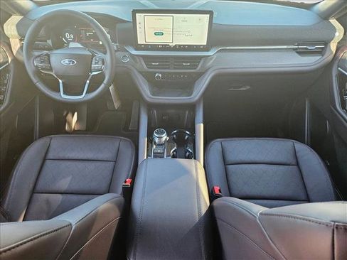 New 2026 Ford Explorer Platinum image 15