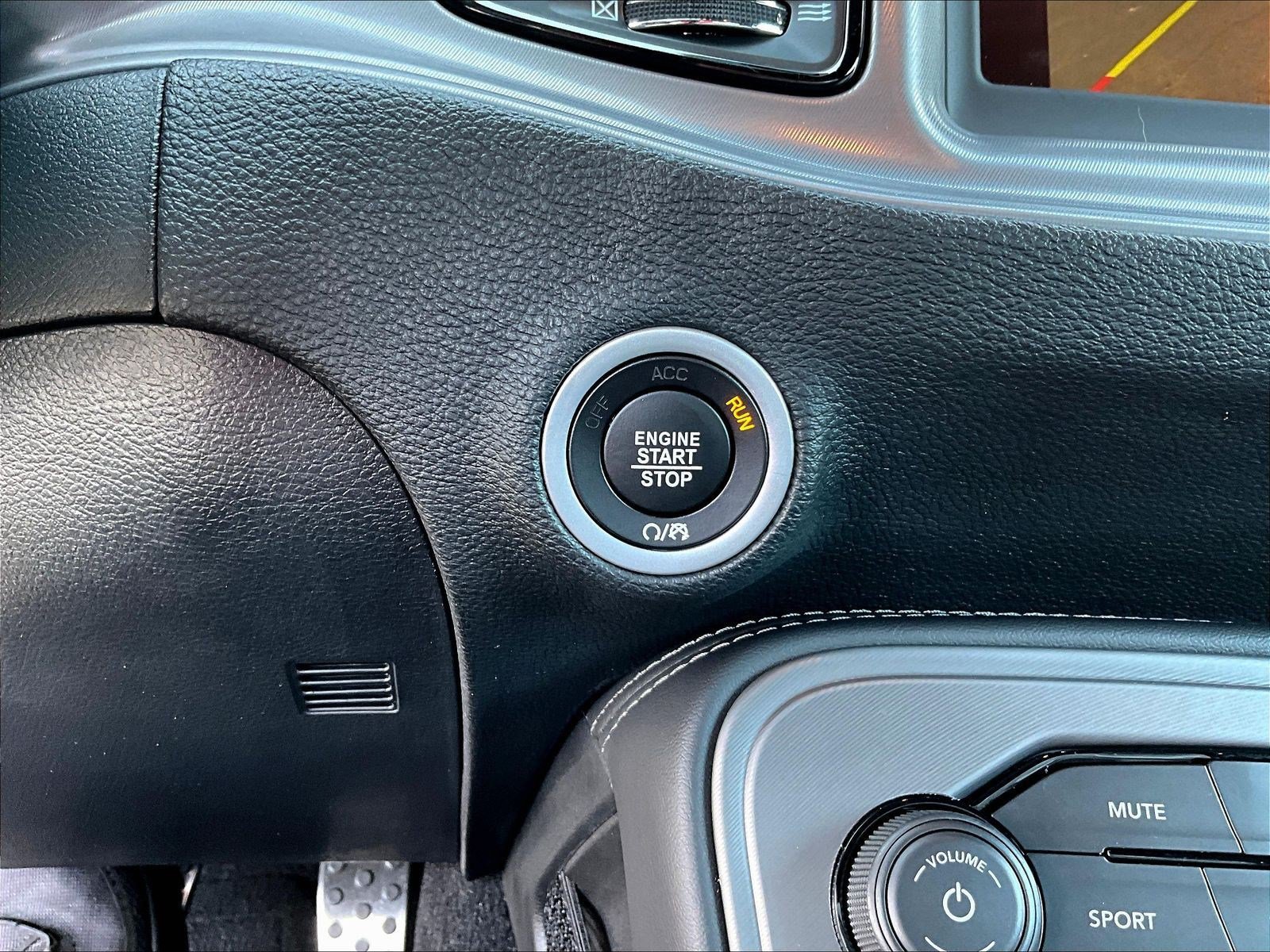 Used 2023 Dodge Challenger R/T RWD image 14