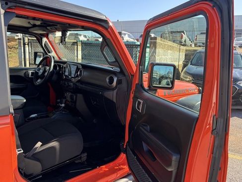 Used 2018 Jeep Wrangler Rubicon image 27