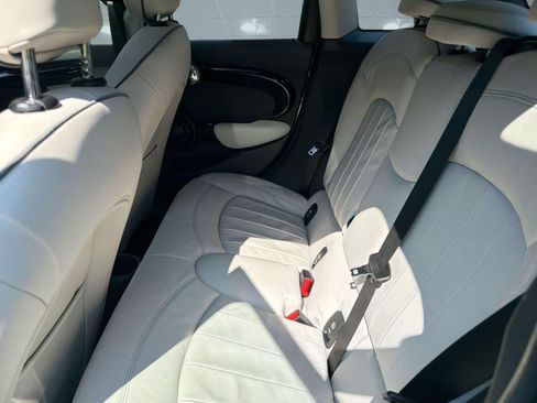 Used 2019 MINI Cooper S w/ Premium Package FWD image 22