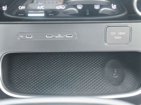 New 2026 Hyundai Ioniq 9 SEL image 16