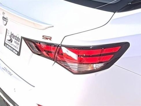 Used 2025 Nissan Sentra SR FWD image 13