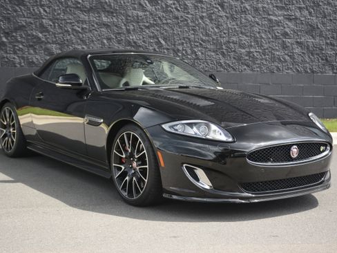 Used 2015 Jaguar XKR R RWD image 9