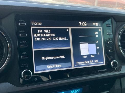 Certified 2023 Toyota Tacoma TRD Off-Road w/ Technology Package image 18