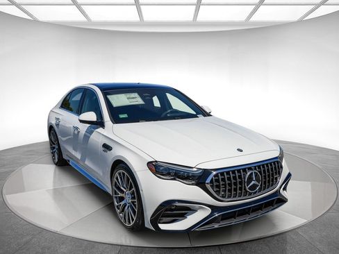 New 2026 Mercedes-Benz E 53 AMG e 4MATIC Sedan image 5