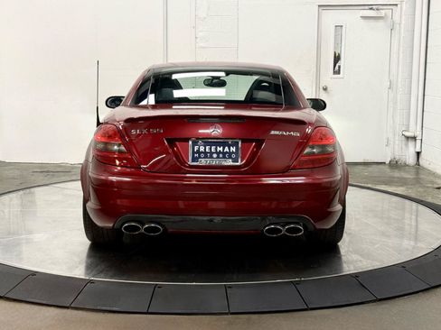 Used 2005 Mercedes-Benz SLK 55 AMG w/ Entertainment Pkg image 9