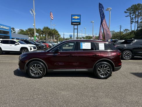 Used 2021 Lincoln Corsair Standard w/ Convenience Package image 13