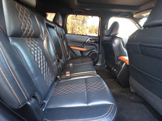 Used 2022 Mitsubishi Outlander SEL AWD/4WD image 15