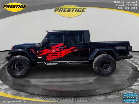 Used 2021 Jeep Gladiator Sport AWD/4WD image 8