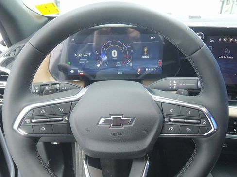New 2026 Chevrolet Equinox ACTIV w/ Safety and Technology Package FWD image 14