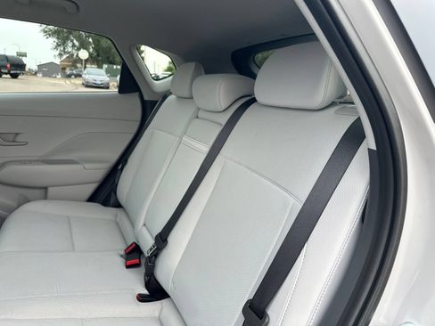 Used 2025 Hyundai Kona SEL AWD/4WD image 18