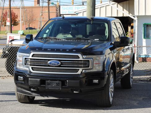 Used 2019 Ford F150 Limited image 3