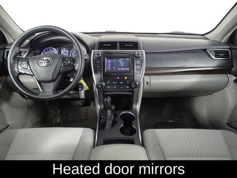 Used 2017 Toyota Camry LE image 14