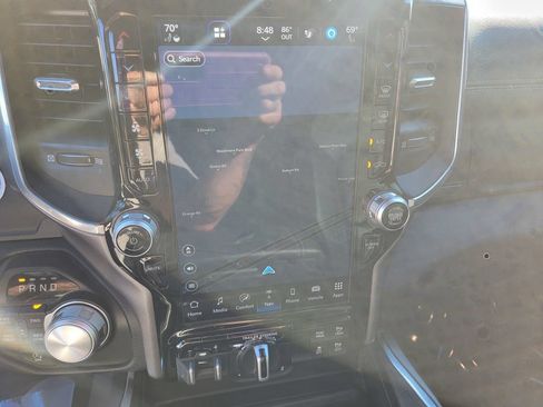 Used 2023 RAM 1500 Laramie AWD/4WD image 19