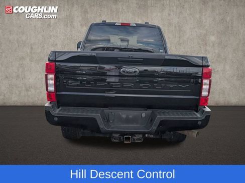 Used 2022 Ford F250 XLT w/ Black Appearance Package AWD/4WD image 7