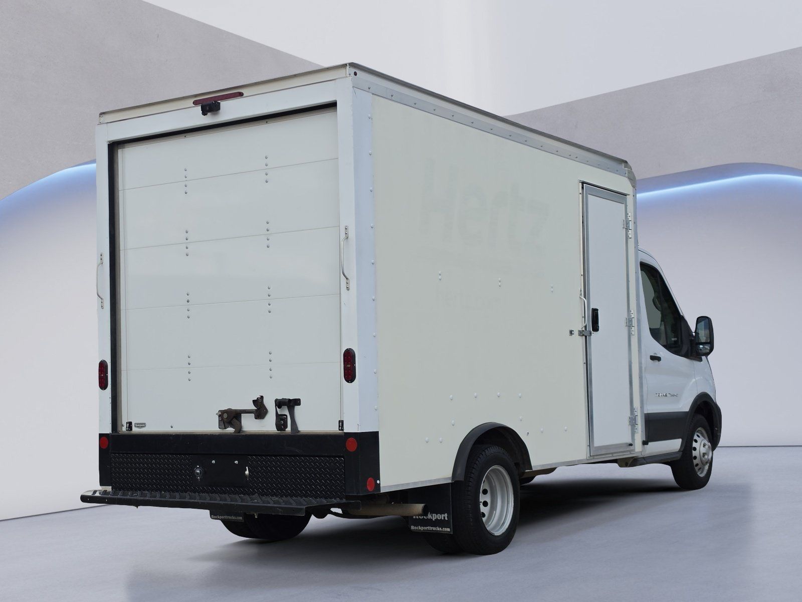 Used 2022 Ford Transit 350 DRW RWD image 4