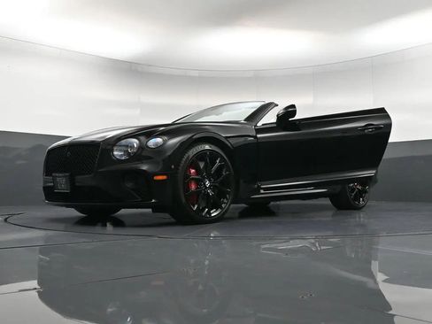 Certified 2023 Bentley Continental GT V8 AWD/4WD image 38