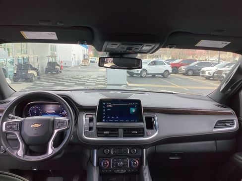 Used 2024 Chevrolet Tahoe Premier image 17