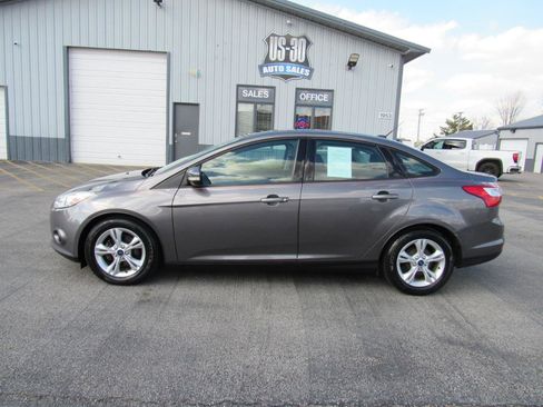 Used 2014 Ford Focus SE image 4