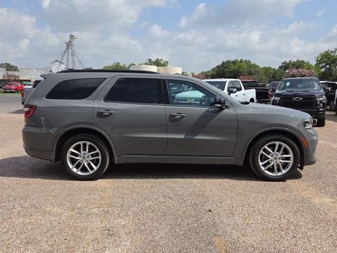 Used 2024 Dodge Durango GT RWD image 39