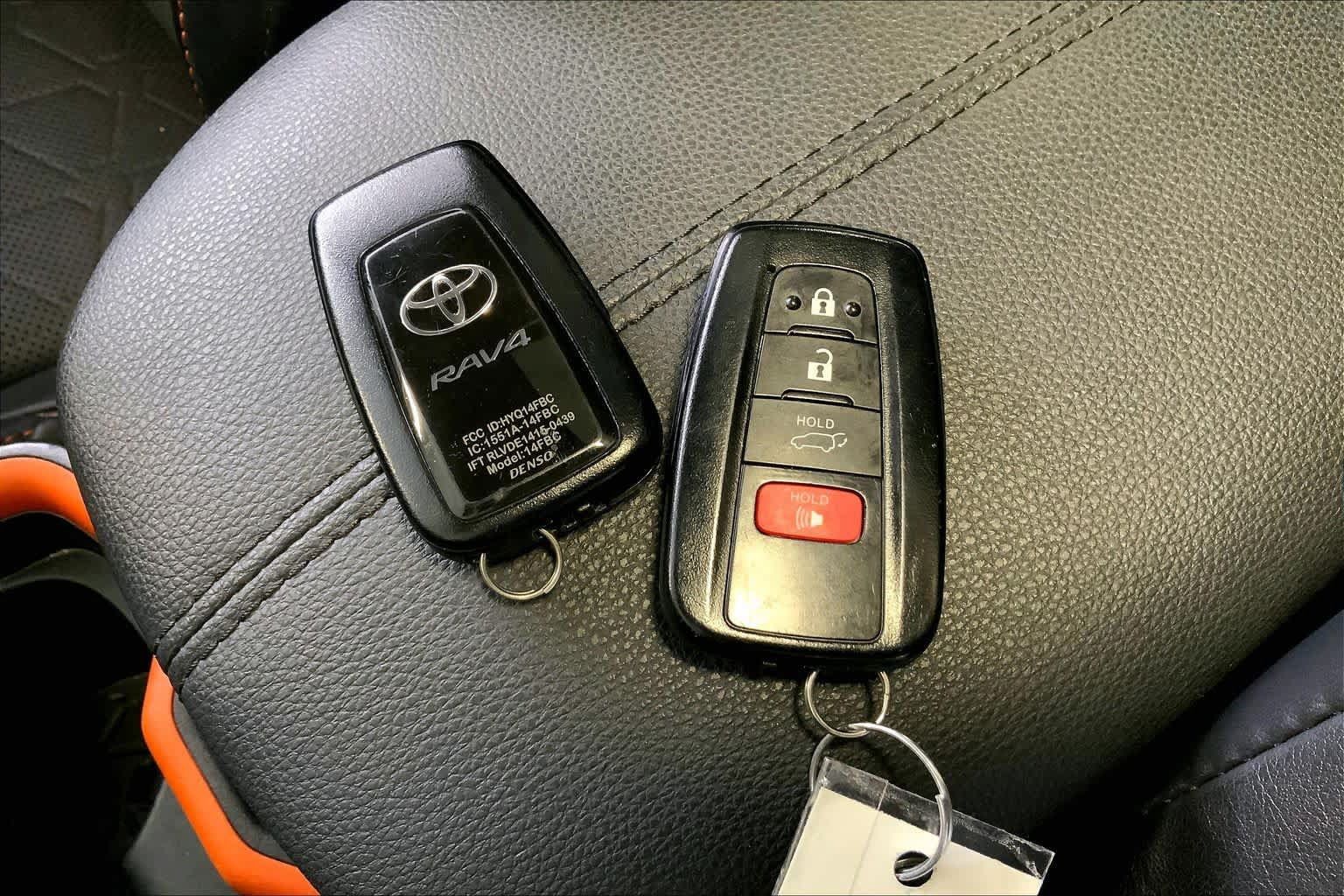 Used 2019 Toyota RAV4 Adventure w/ Cold Weather Package AWD/4WD image 14