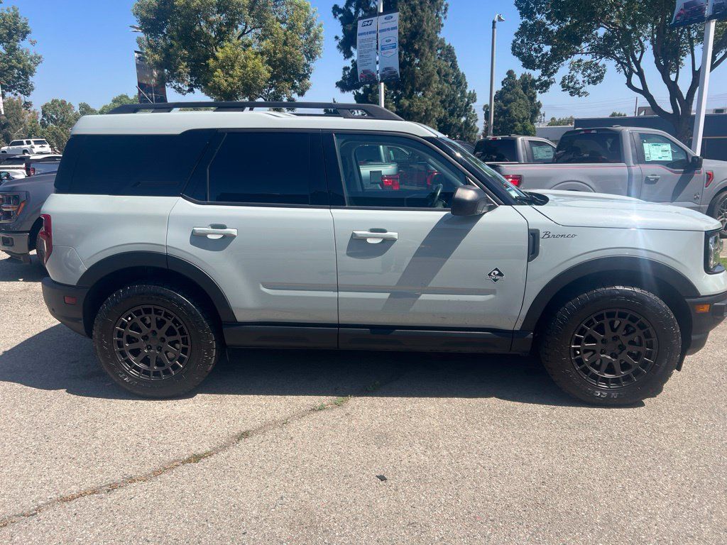 Certified 2023 Ford Bronco Sport Outer Banks w/ Tech Package AWD/4WD image 4